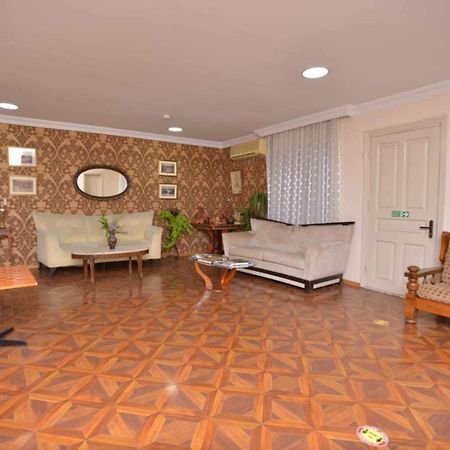 Hotel Nikea Paradiso Кутаиси Экстерьер фото