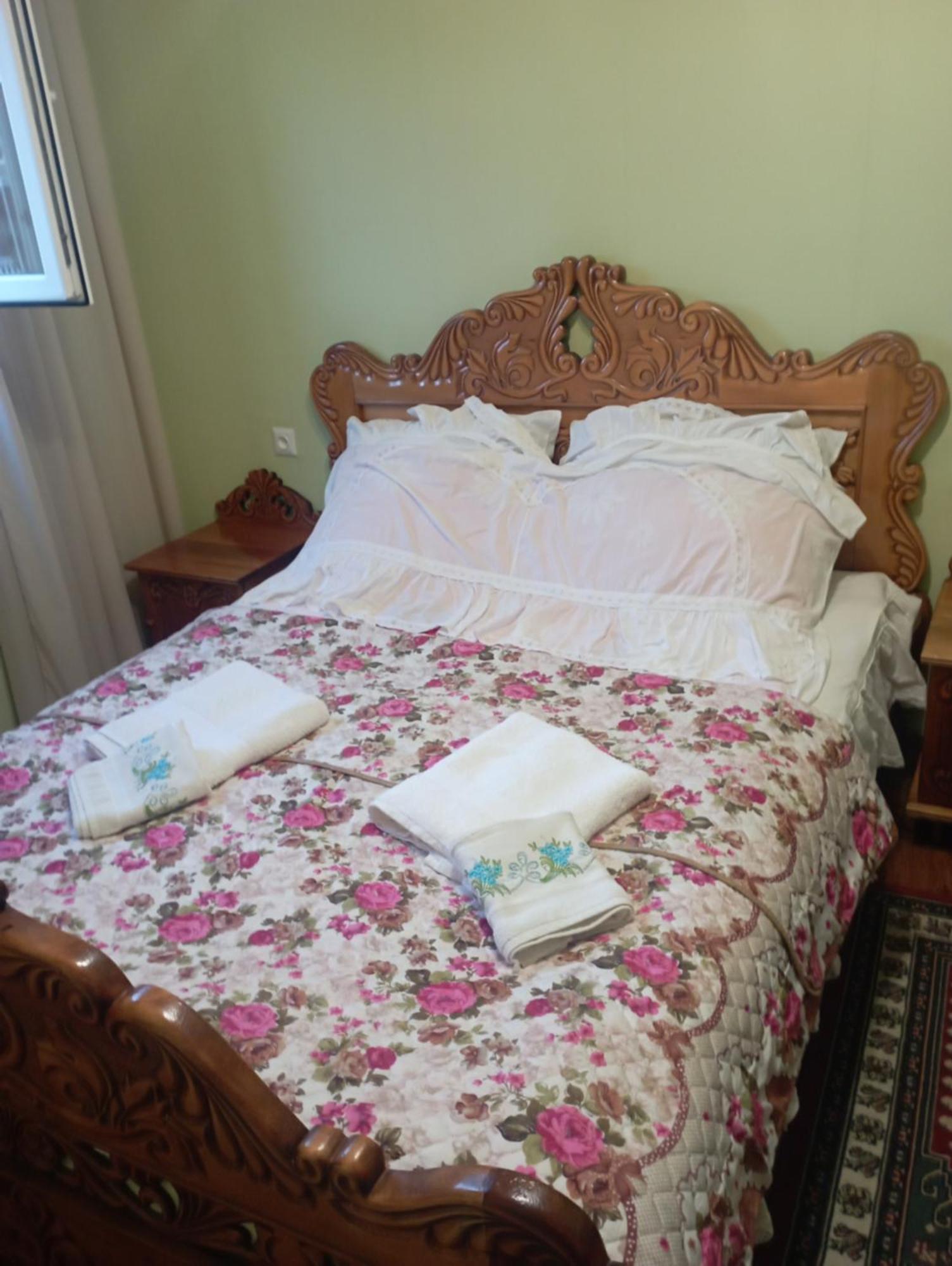 Hotel Nikea Paradiso Кутаиси Экстерьер фото