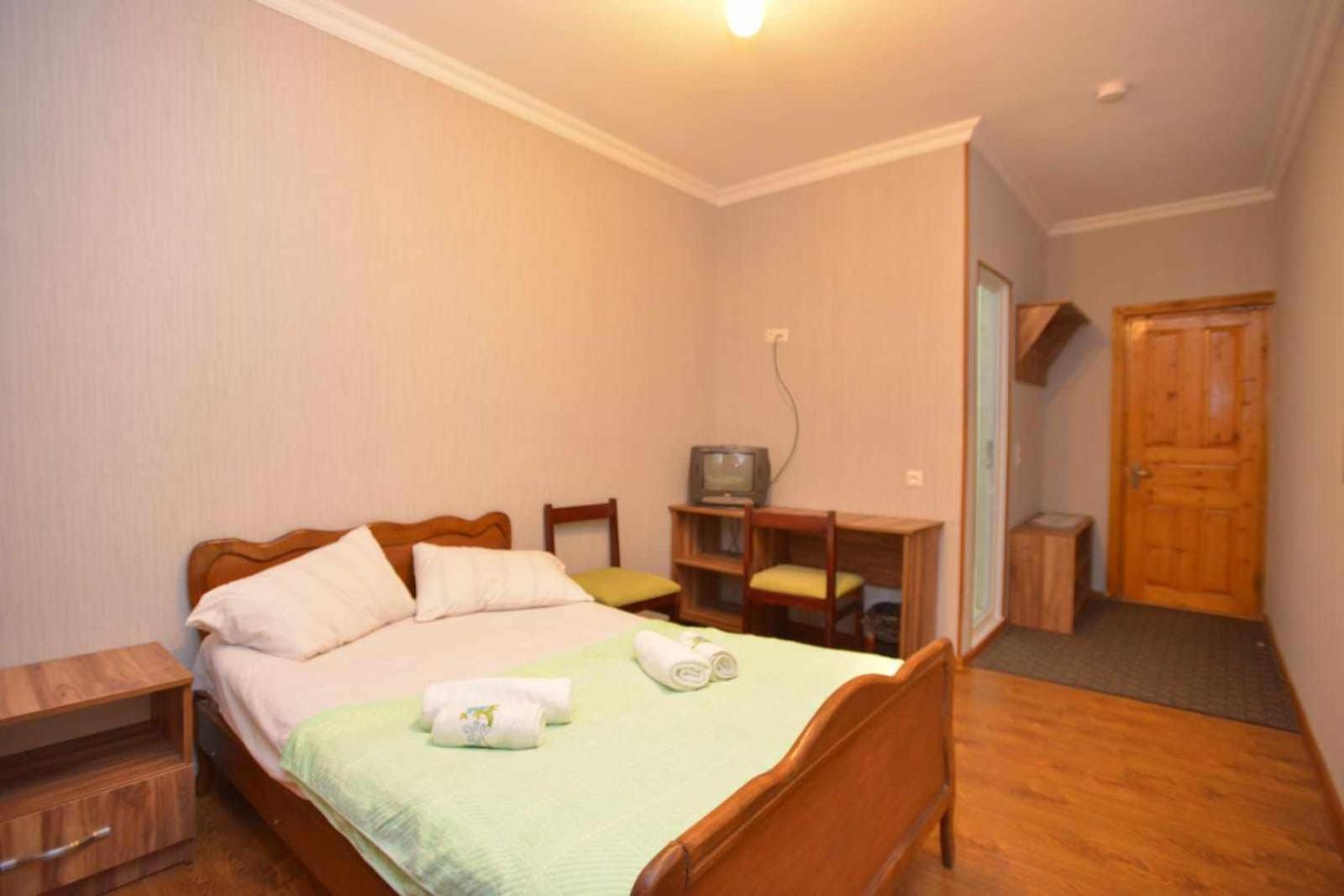 Hotel Nikea Paradiso Кутаиси Экстерьер фото