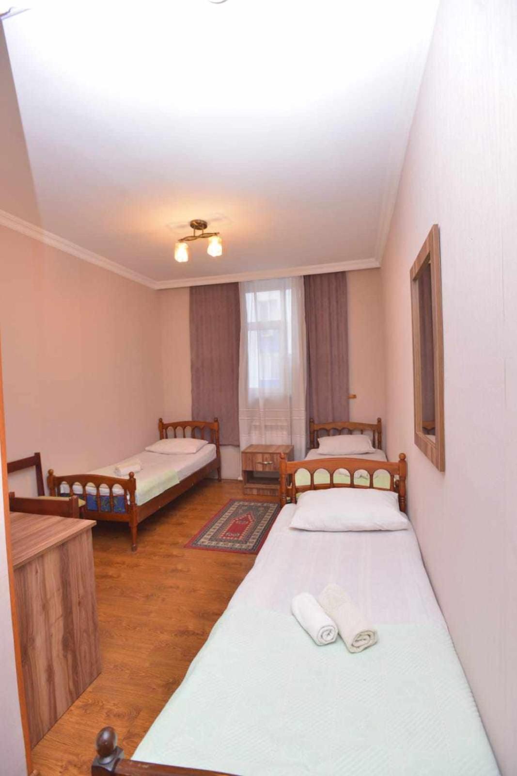 Hotel Nikea Paradiso Кутаиси Экстерьер фото