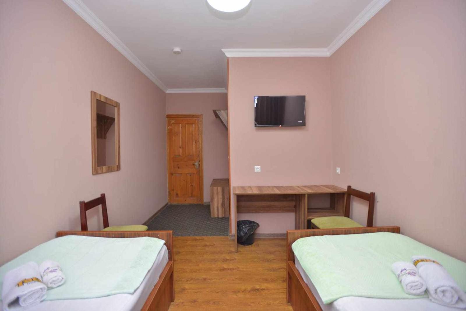 Hotel Nikea Paradiso Кутаиси Экстерьер фото