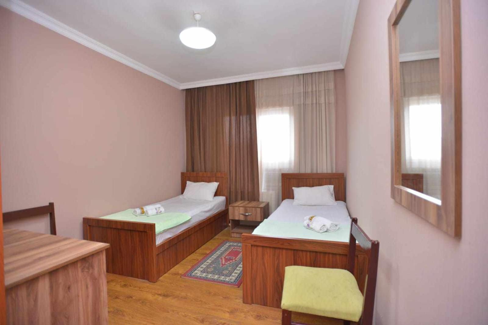 Hotel Nikea Paradiso Кутаиси Экстерьер фото